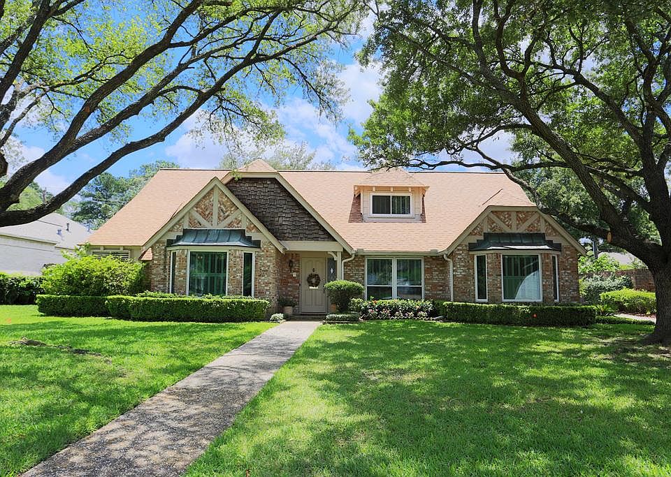 1st image of 10119 Briar Forest Dr