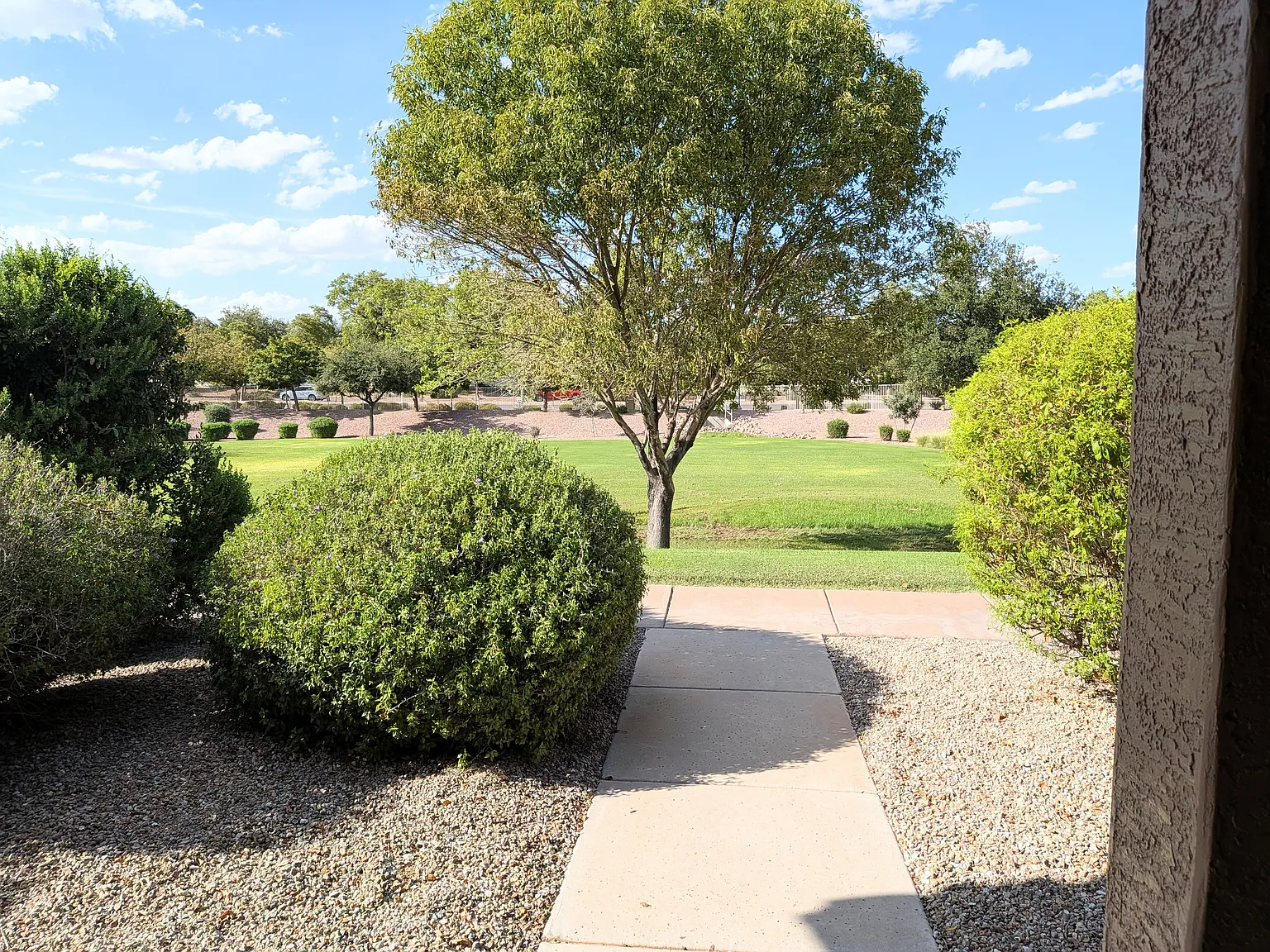3 bed, 1553 sqft, $2,400 — Photo 3