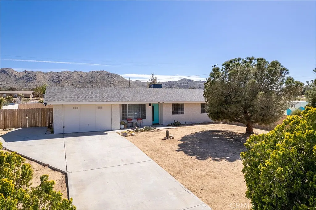 3 bed, 1000 sqft, $2,595 — Photo 1