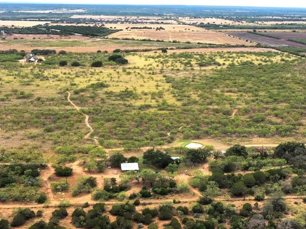 629 Elliott Rd, London, TX 76854