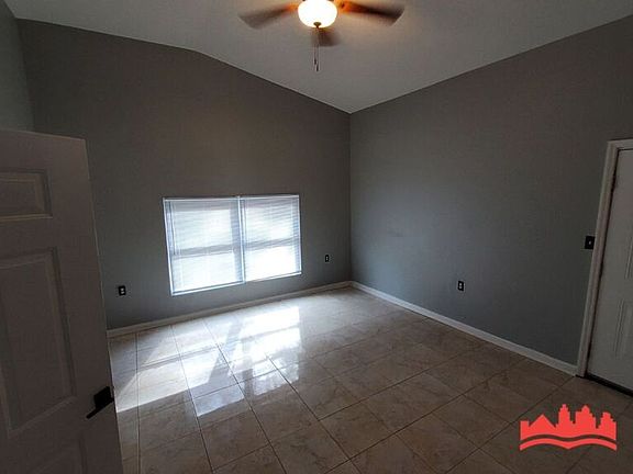 2nd image of 3725 Freemile Ave