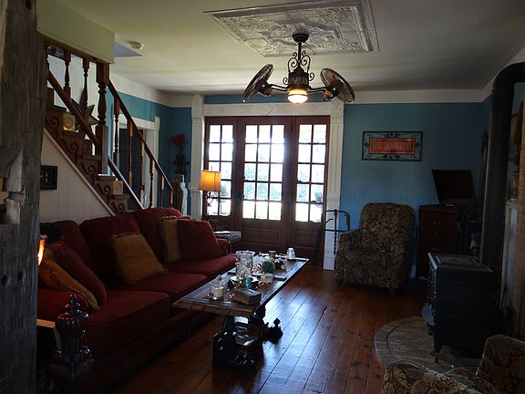 View coming in front door