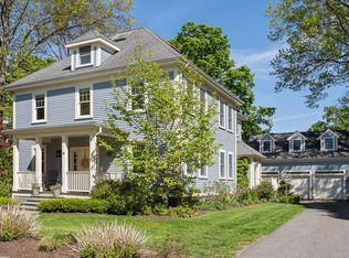 33 Everett St, Concord, MA 01742