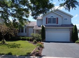 412 Pheasant Chase Dr, Bolingbrook, IL 60490