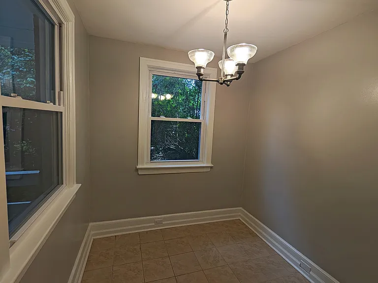1025 Brandon Ave — Photo 14