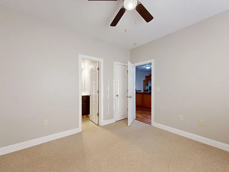 176 Garrett Dr — Photo 8