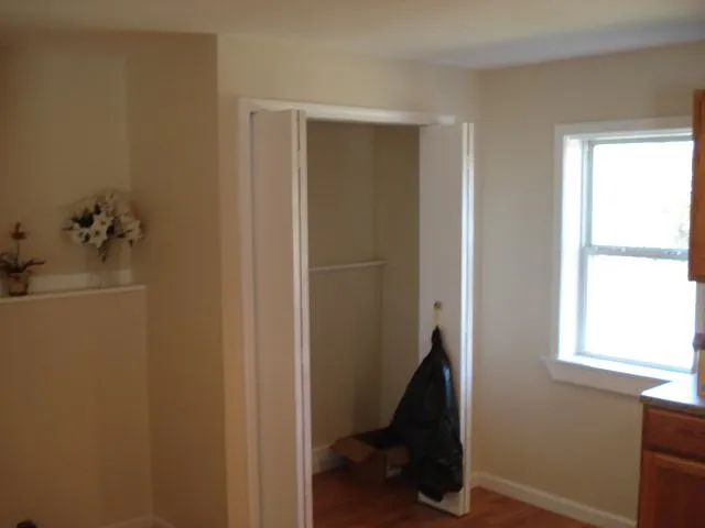 1037 Beard St #1 — Photo 15