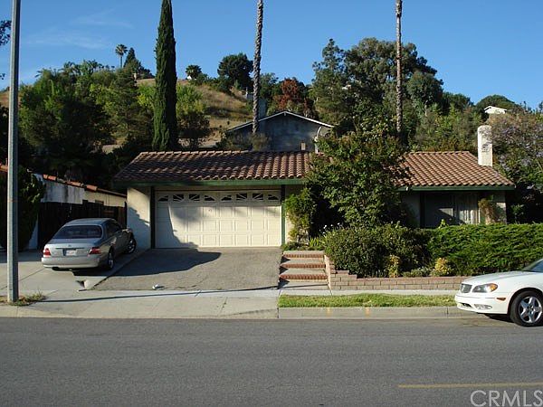 1st image of 1652 Kiowa Crest Dr