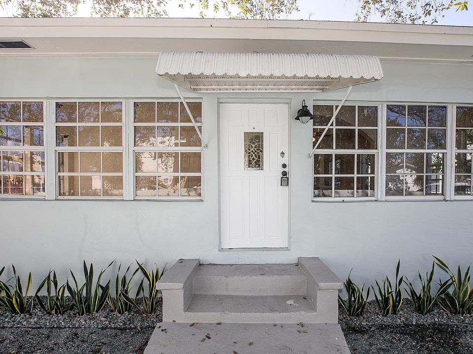 1st image of 3628 Thomas Ave #3628