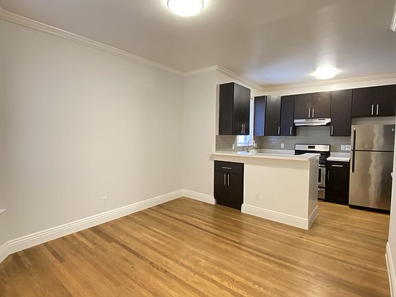 4th image of 1128 Valencia St #4008538