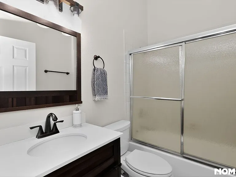 1417 Lyonshire Dr — Photo 19