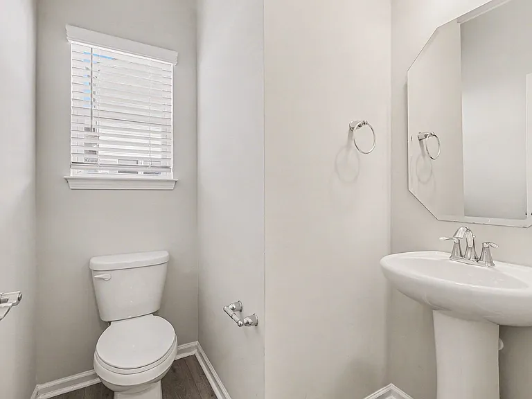 2120 Katie Alice Cir — Photo 4