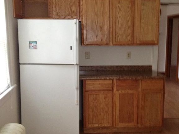 5th image of 1404 Logan Ave N