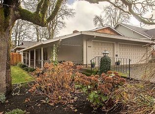 740 N Main St, Newberg, OR 97132