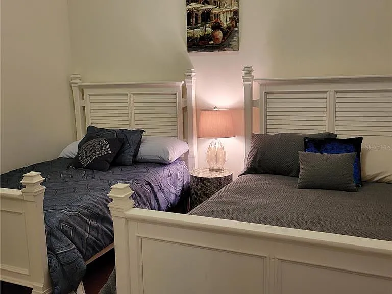 106 Lerida Ct — Photo 16
