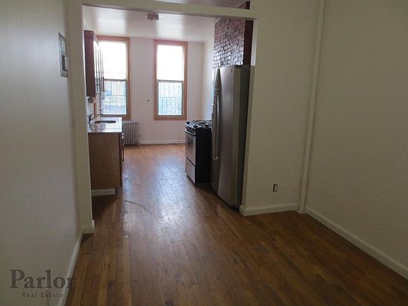 5th image of 209 Himrod St APT 2R