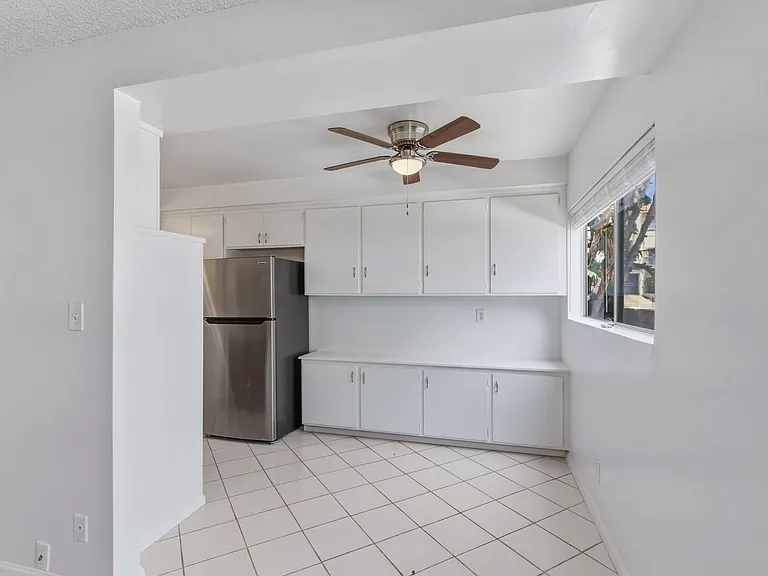 Montrose Residences — Photo 8