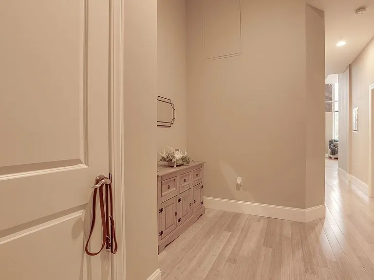 70 Foundry St #A-328 — Photo 11
