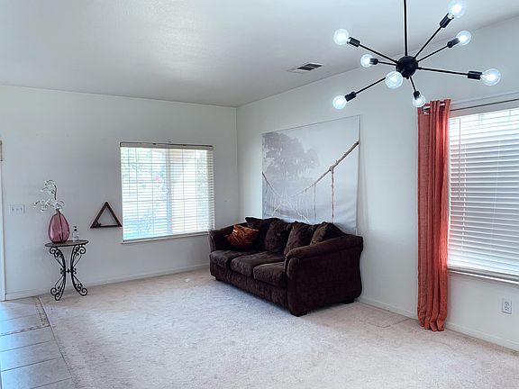 5th image of 617 W Ashland Ave