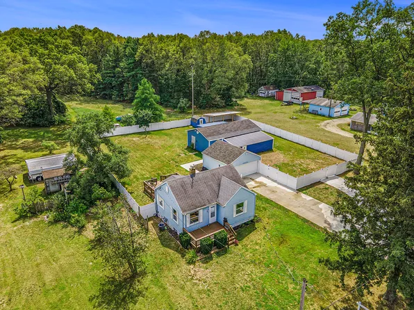 1907 E Broadway Ave, Muskegon, MI 49444