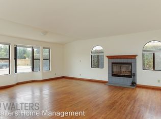 1512 Knoxville St, San Diego, CA 92110