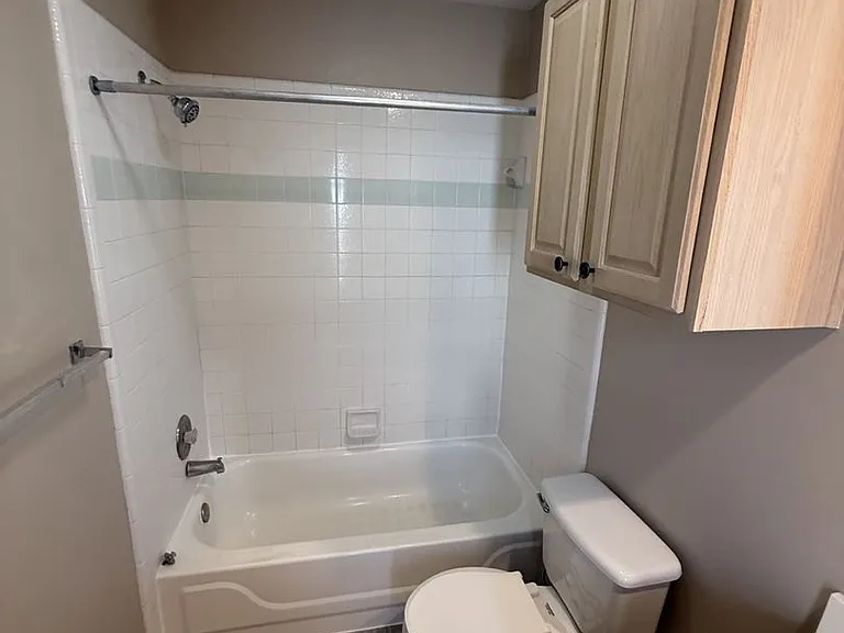 18123 Brookwood Frst — Photo 19