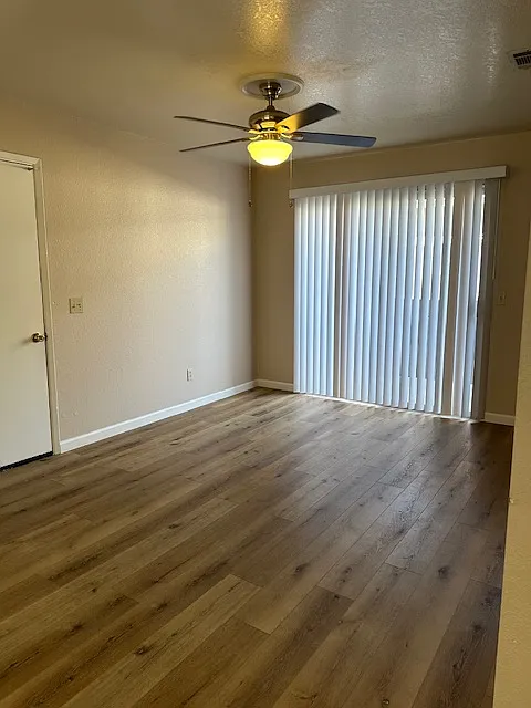2 bed, 947 sqft, $1,775 — Photo 4