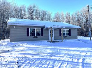 4009 Prairie Lake Rd, Floodwood, MN 55736
