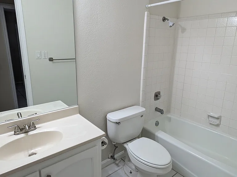 198 Sugar Tree Ln — Photo 6