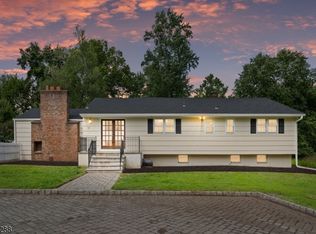 12 Rever Dr, Florham Park, NJ 07932