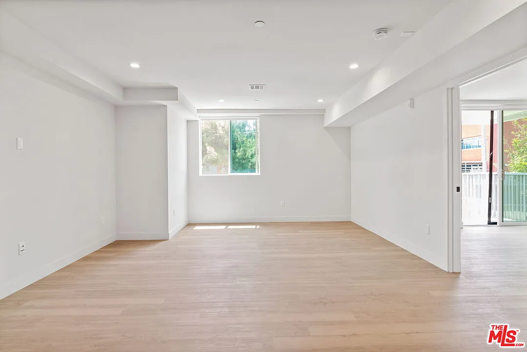 132 Rosemont Ave Apt 202, Los Angeles, CA 90026 HotPads