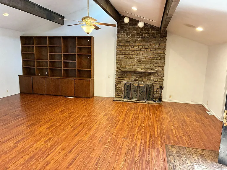 5212 S Columbia Pl — Photo 4