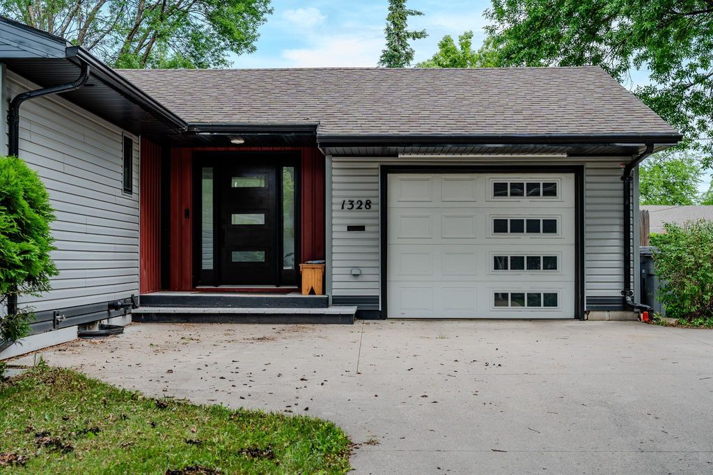 1328 18th Ave S, Moorhead, MN - View 6