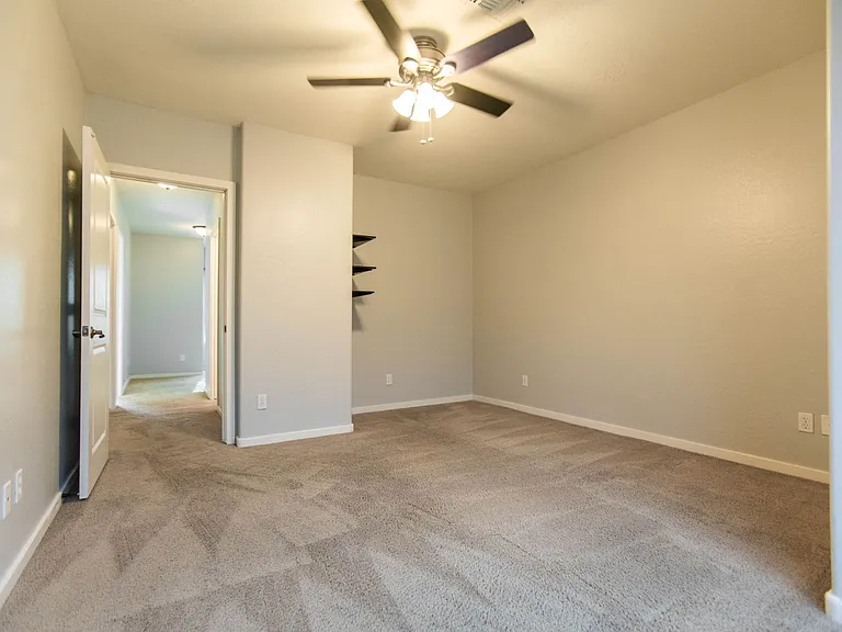 305 S Wilson St #102 — Photo 33