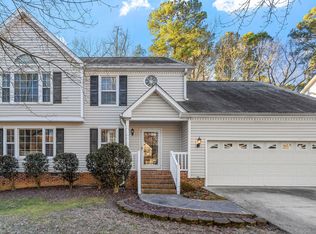 206 Pocono Ln, Cary, NC 27513
