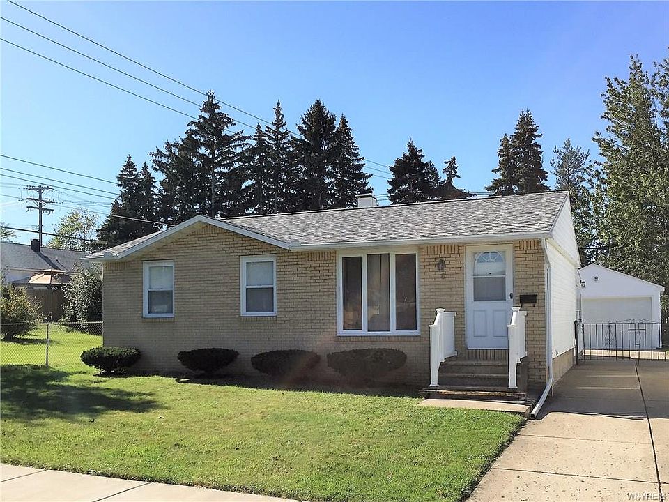 1st image of 6 Mayberry Dr W