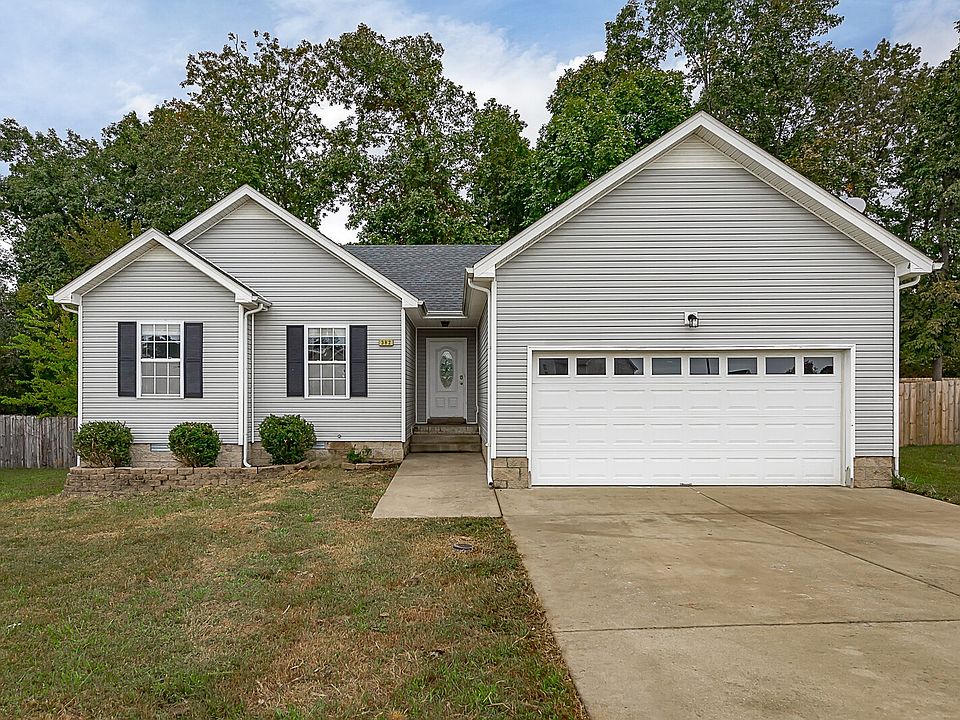 1st image of 382 Andrew Dr