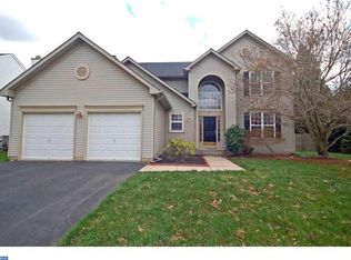 28 Stonehedge Dr, East Windsor, NJ 08520