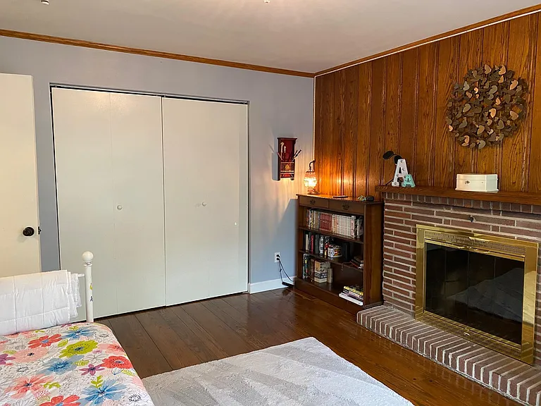 7843 Oakhurst Cir — Photo 31