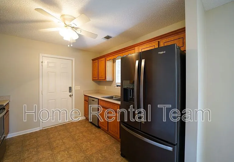 134 Mustang Dr — Photo 11