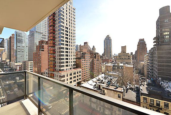 4th image of 255 E 49th St APT 12C