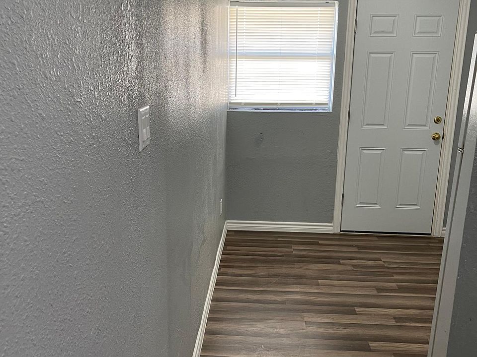 1st image of 305 E 35th St #1