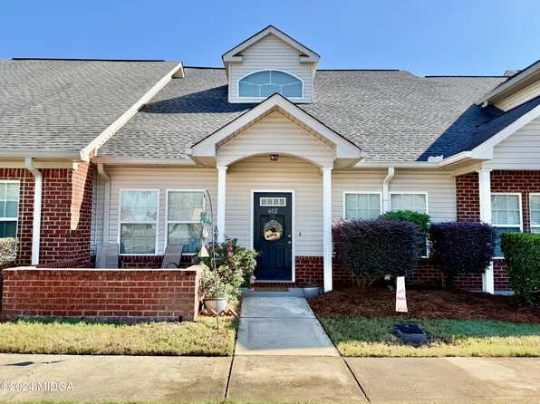 602 Station Square Dr, Byron, GA 31008