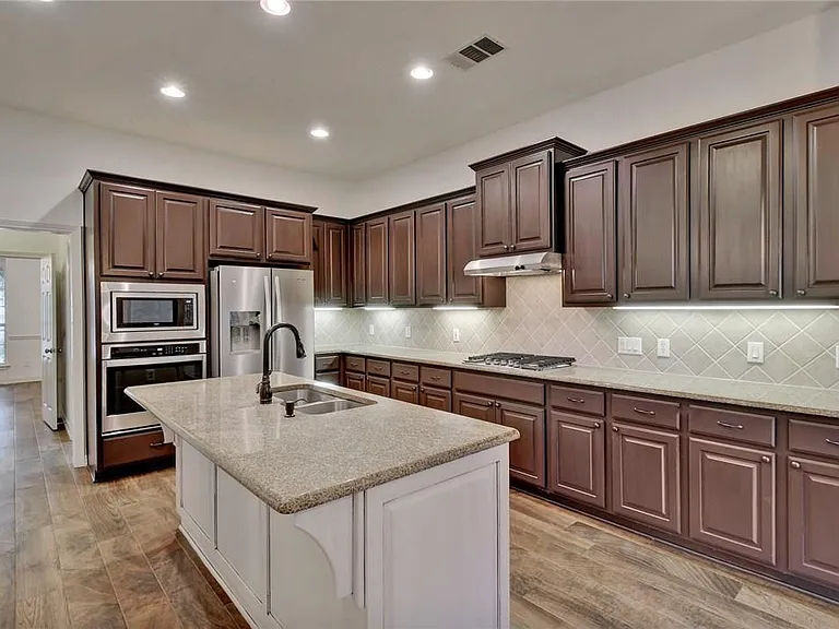 2814 Cool River Loop — Photo 17
