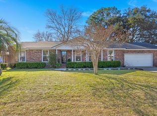 315 Betsy Rd, Charleston, SC 29407