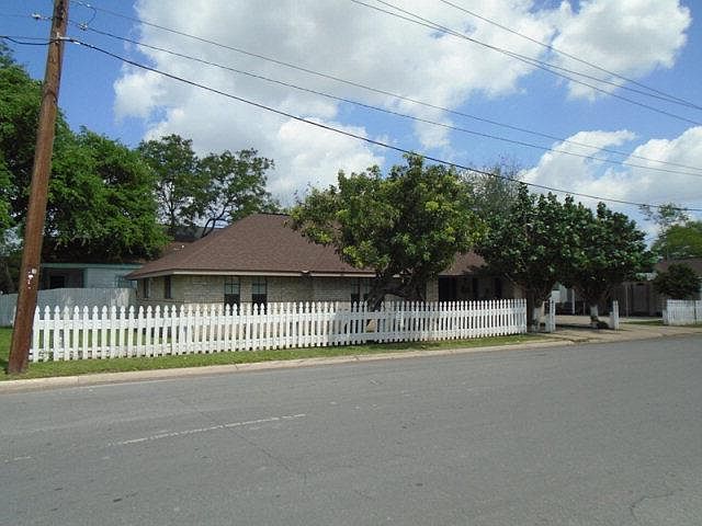 1st image of 1720 Galveston Ave