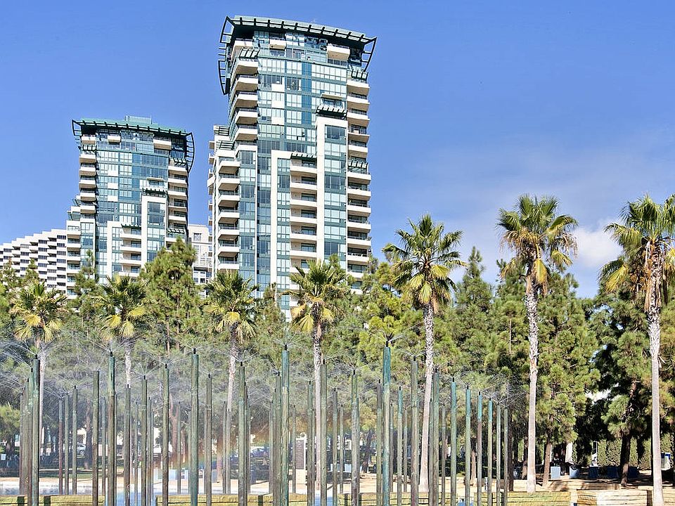 1st image of 510 1st Ave Unit 1001