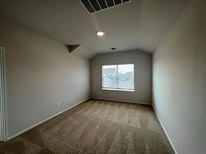 235 Frogmore Loop — Photo 7