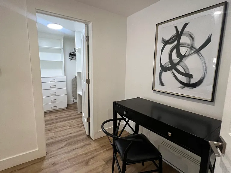 910 W Hallam St #1 — Photo 27