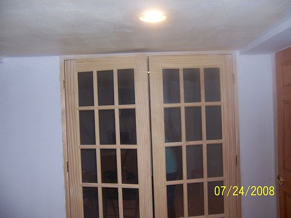 french doors seprating bedroom